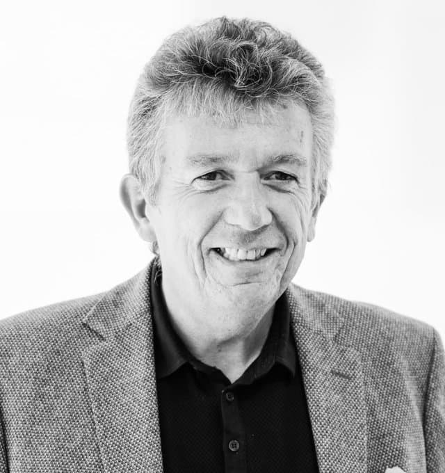 Wayne_Morris-1024x1024.jpg